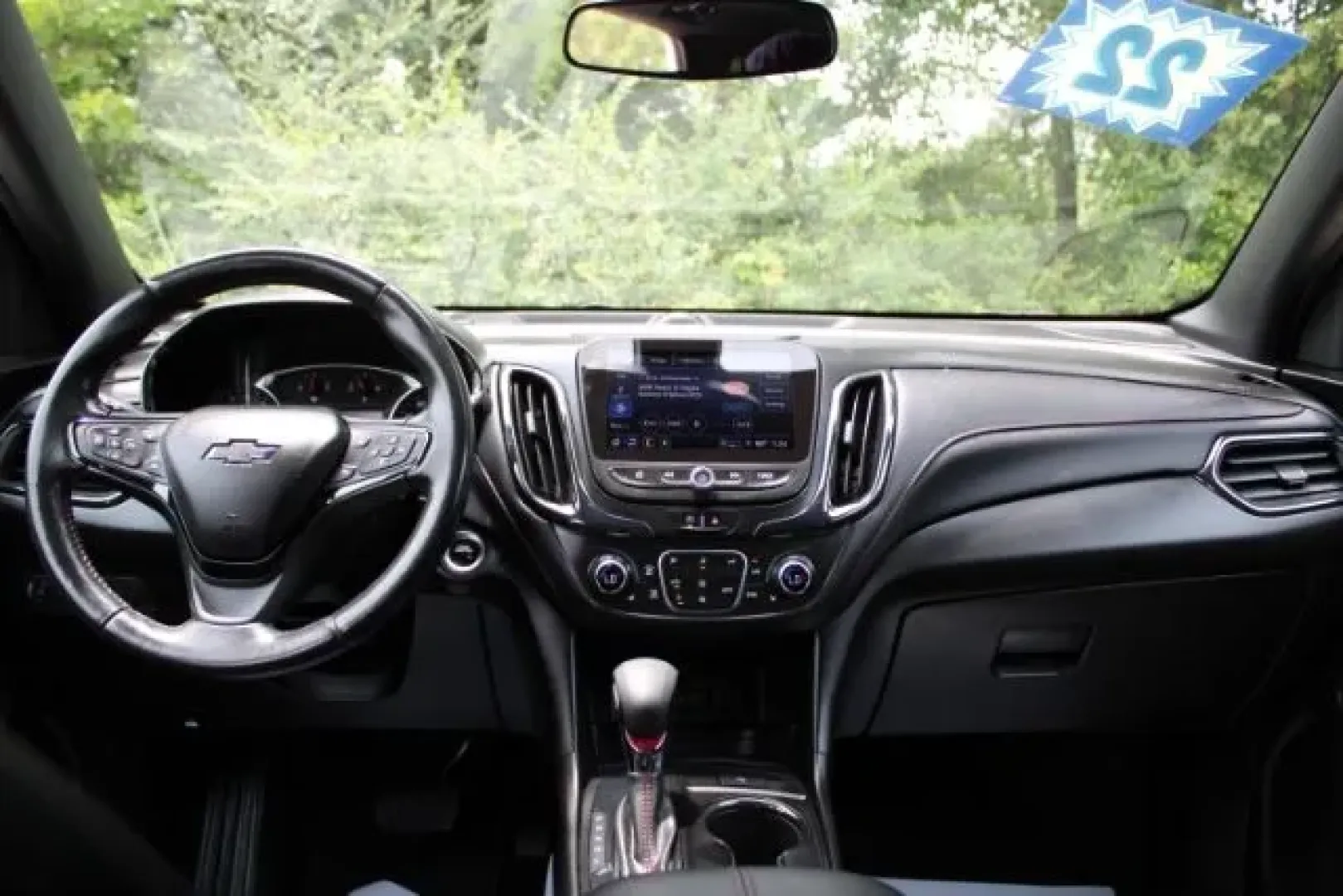 2022 Chevrolet Equinox FWD RS (2GNAXMEV0N6) with an 1.5L I-4 gasoline direct injection engine, 6A transmission, located at 2761 East Hwy 501, Conway, SC, 29526, (843) 331-1151, 33.781528, -78.989883 - **Discover the Perfect Blend of Style and Functionality with the 2022 Chevrolet Equinox at Car City - Whitesville!**<br /> <br /> Are you searching for a vehicle that effortlessly balances your daily commute, weekend adventures, and family outings? Look no further! At Car City - Whitesville, located - Photo#6