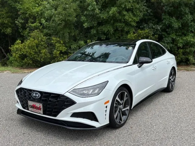 photo of 2023 Hyundai Sonata SEL Plus