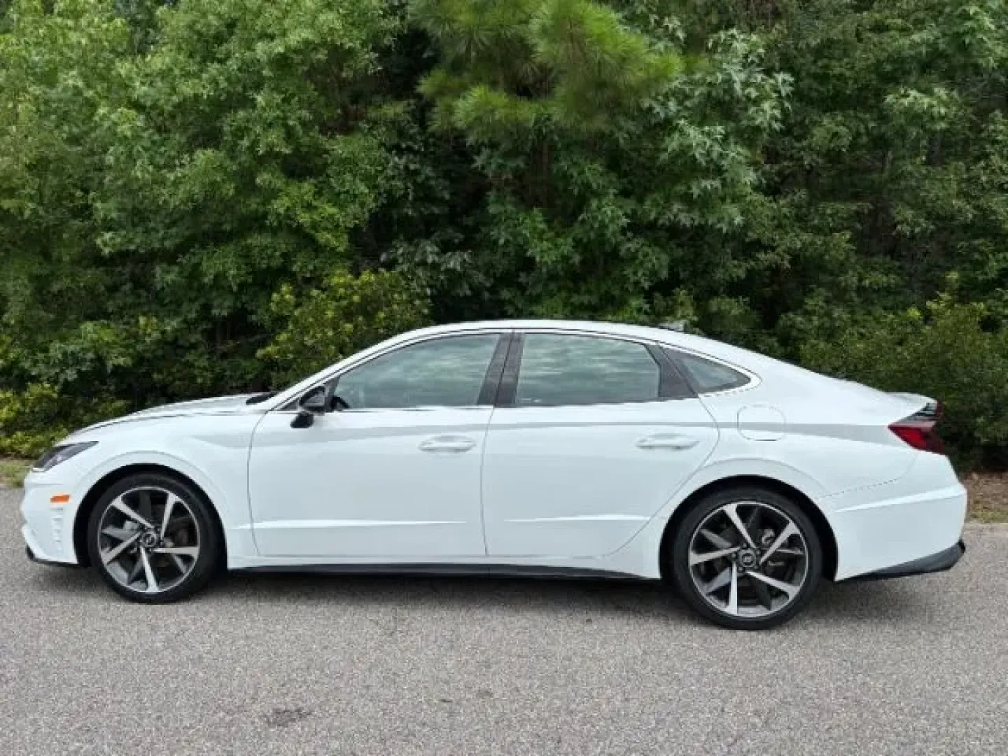 2023 /Black Hyundai Sonata SEL Plus (KMHL44J22PA) with an Smartstream 1.6L I-4 gasoline direct injection engine, located at 2761 East Hwy 501, Conway, SC, 29526, (843) 331-1151, 33.781528, -78.989883 - ### Experience Comfort and Style with the 2023 Hyundai Sonata SEL Plus at Car City - Conway<br /> <br /> If you're in the market for a vehicle that perfectly balances luxury and practicality, look no further than the 2023 Hyundai Sonata SEL Plus, available now at Car City - Conway. This stunning sed - Photo#2