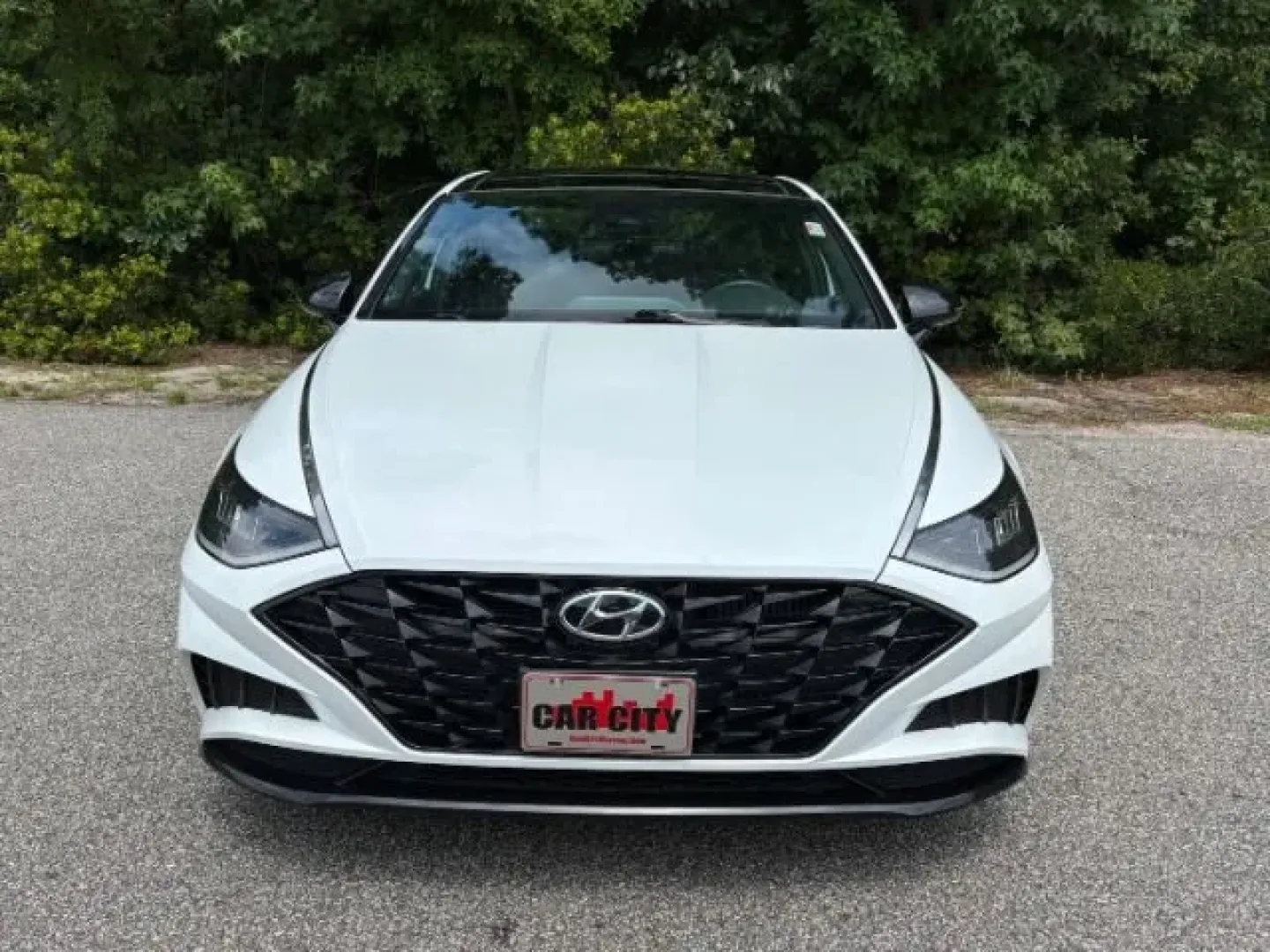 2023 /Black Hyundai Sonata SEL Plus (KMHL44J22PA) with an Smartstream 1.6L I-4 gasoline direct injection engine, located at 2761 East Hwy 501, Conway, SC, 29526, (843) 331-1151, 33.781528, -78.989883 - ### Experience Comfort and Style with the 2023 Hyundai Sonata SEL Plus at Car City - Conway<br /> <br /> If you're in the market for a vehicle that perfectly balances luxury and practicality, look no further than the 2023 Hyundai Sonata SEL Plus, available now at Car City - Conway. This stunning sed - Photo#4