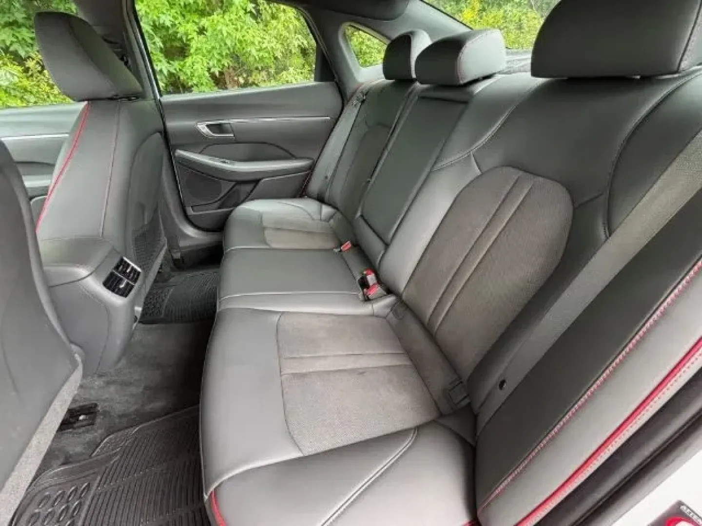 2023 /Black Hyundai Sonata SEL Plus (KMHL44J22PA) with an Smartstream 1.6L I-4 gasoline direct injection engine, located at 2761 East Hwy 501, Conway, SC, 29526, (843) 331-1151, 33.781528, -78.989883 - ### Experience Comfort and Style with the 2023 Hyundai Sonata SEL Plus at Car City - Conway<br /> <br /> If you're in the market for a vehicle that perfectly balances luxury and practicality, look no further than the 2023 Hyundai Sonata SEL Plus, available now at Car City - Conway. This stunning sed - Photo#11
