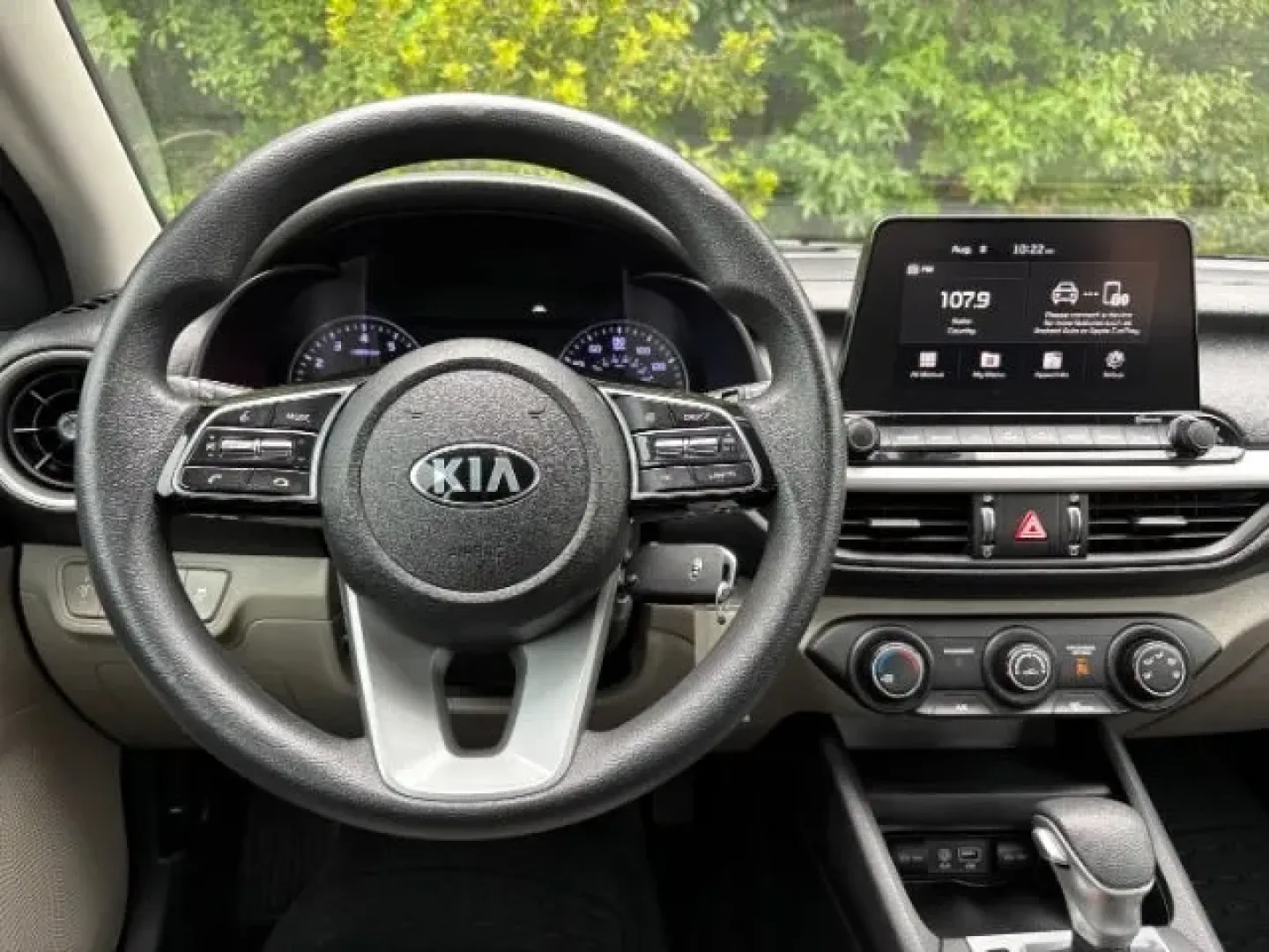 2021 /Gray Kia Forte LXS (3KPF24AD0ME) with an 2L I-4 DOHC engine, located at 2761 East Hwy 501, Conway, SC, 29526, (843) 331-1151, 33.781528, -78.989883 - Looking for an affordable yet stylish vehicle that seamlessly integrates into your daily routine? Whether you're commuting to work, picking up the kids, or heading out on weekend adventures, our 2021 Kia Forte LXS is the perfect fit. Designed for budget-conscious buyers who don't want to sacrifice q - Photo#7