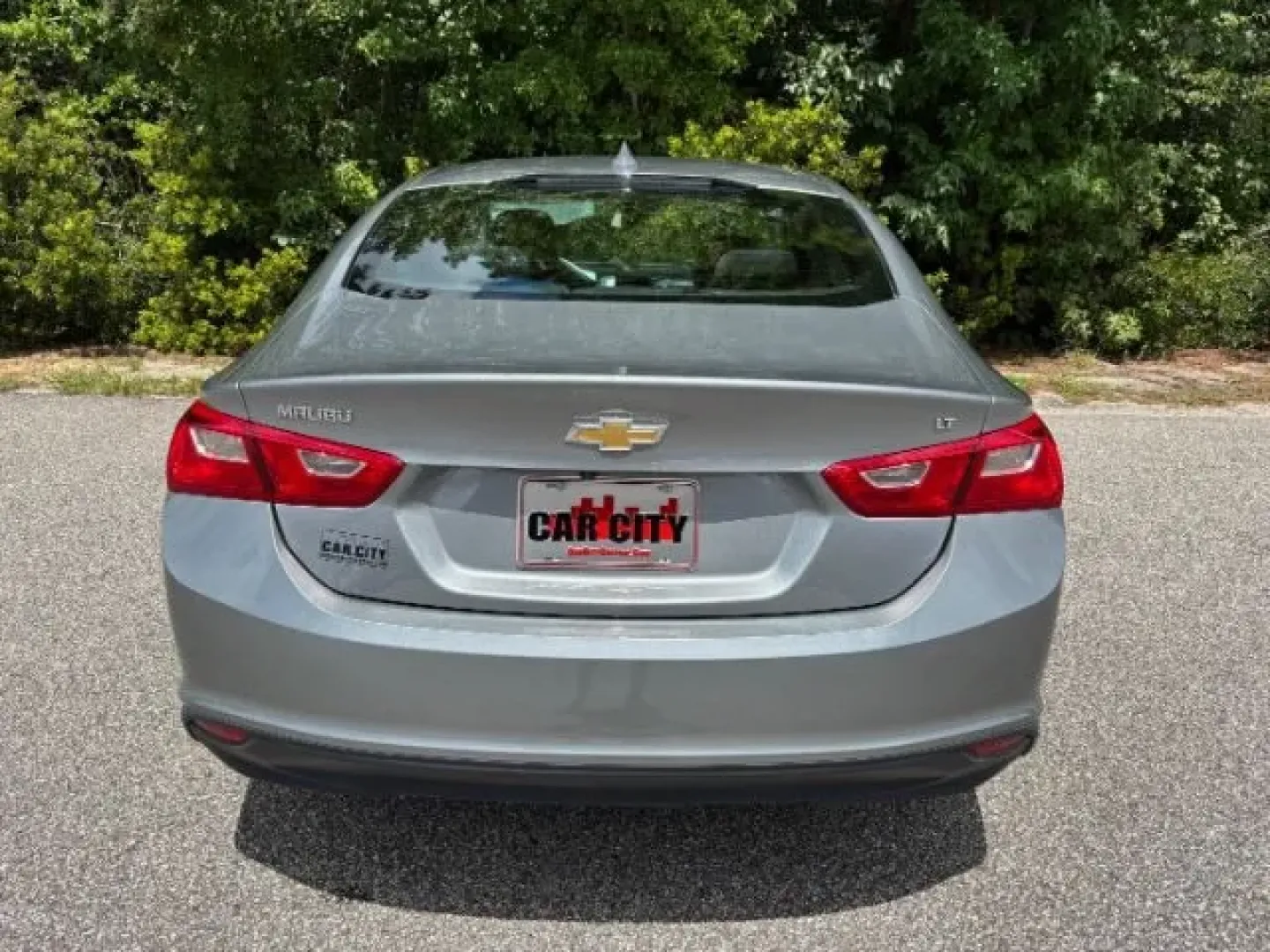 2023 /Jet Black Chevrolet Malibu FWD 1LT (1G1ZD5ST4PF) with an ECOTEC 1.5L I-4 gasoline direct injection engine, located at 2761 East Hwy 501, Conway, SC, 29526, (843) 331-1151, 33.781528, -78.989883 - **Elevate Your Daily Drive with the 2023 Chevrolet Malibu Ideal for Commuters and Families Alike!**<br /> <br /> If you're seeking a blend of style, comfort, and efficiency for your daily commute or family outings, look no further than this stunning 2023 Chevrolet Malibu available at Car City - Con - Photo#5