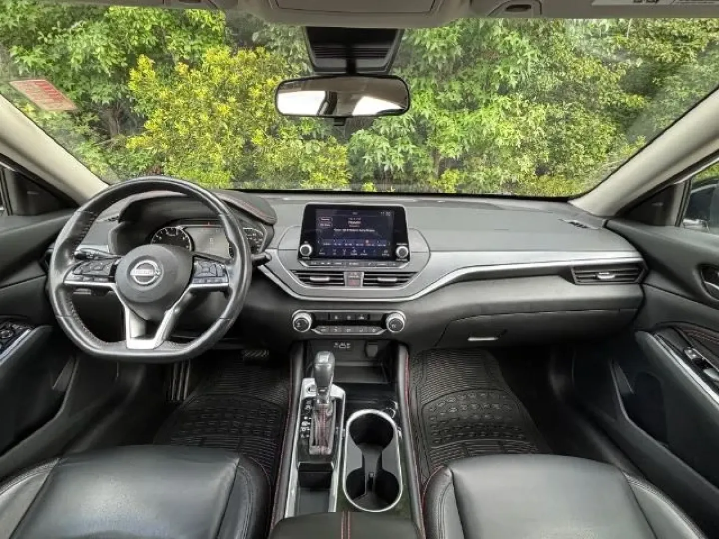 2023 /Sport Nissan Altima SR FWD (1N4BL4CV9PN) with an 2.5L I-4 gasoline direct injection engine, located at 2761 East Hwy 501, Conway, SC, 29526, (843) 331-1151, 33.781528, -78.989883 - ### Discover the Perfect Blend of Style and Efficiency with the 2023 Nissan Altima SR at Car City - Conway<br /> <br /> Are you searching for a sleek and stylish sedan that effortlessly combines comfort, technology, and fuel efficiency? Look no further than the 2023 Nissan Altima SR, available now a - Photo#8