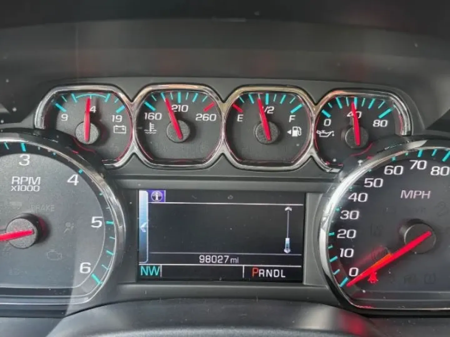 2018 /Jet Black Chevrolet Silverado 1500 1LT (1GCVKREC8JZ) with an EcoTec3 4.3L V-6 gasoline direct injection engine, located at 2761 East Hwy 501, Conway, SC, 29526, (843) 331-1151, 33.781528, -78.989883 - **Unleash Your Adventurous Spirit with the 2018 Chevrolet Silverado 1500 at Car City - Conway!** <br /> <br /> Are you ready to take your weekends to the next level or tackle your daily commute with ease? The 2018 Chevrolet Silverado 1500 is your perfect companion, offering not just a truck but a li - Photo#6