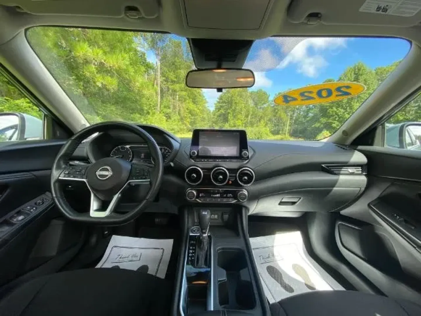 2024 /Charcoal Nissan Sentra SV Xtronic CVT (3N1AB8CV7RY) with an 2L I-4 gasoline direct injection engine, located at 9146 Ocean Hwy West, Calabash, NC, 28467, (910) 579-1110, 33.928635, -78.576157 - Are you ready to elevate your daily commute or weekend adventures? The 2024 Nissan Sentra SV Xtronic CVT is your perfect companion, blending style, comfort, and efficiency in one luxurious package. This sedan is ideal for anyone who seeks a reliable vehicle without compromising on modern tech featur - Photo#3