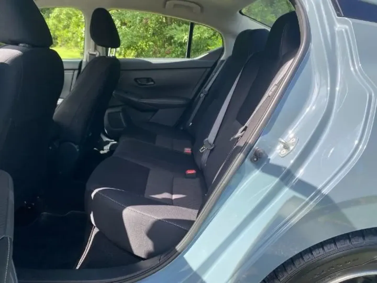 2024 /Charcoal Nissan Sentra SV Xtronic CVT (3N1AB8CV7RY) with an 2L I-4 gasoline direct injection engine, located at 9146 Ocean Hwy West, Calabash, NC, 28467, (910) 579-1110, 33.928635, -78.576157 - Are you ready to elevate your daily commute or weekend adventures? The 2024 Nissan Sentra SV Xtronic CVT is your perfect companion, blending style, comfort, and efficiency in one luxurious package. This sedan is ideal for anyone who seeks a reliable vehicle without compromising on modern tech featur - Photo#5
