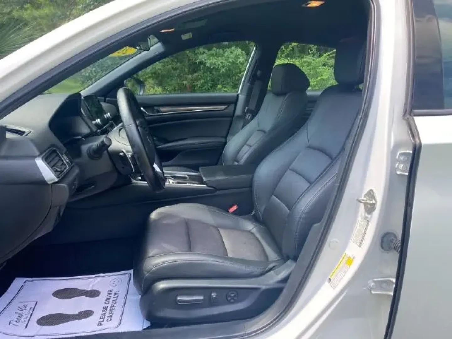 2019 Honda Accord Sport (1HGCV1F32KA) with an 1.5L I-4 gasoline direct injection engine, located at 9146 Ocean Hwy West, Calabash, NC, 28467, (910) 579-1110, 33.928635, -78.576157 - **Elevate Your Daily Drive with This 2019 Honda Accord Sport at Car City - Calabash!**<br /> <br /> Are you searching for the perfect blend of style, comfort, and reliability for your daily commute or weekend adventures? Look no further than this stunning 2019 Honda Accord Sport, available now at Ca - Photo#4