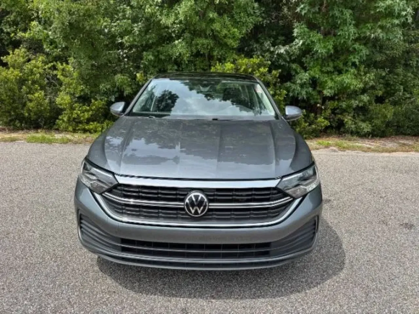 2024 /Titan Black Volkswagen Jetta 1.5T SE (3VW7M7BU8RM) with an 1.5L I-4 gasoline direct injection engine, located at 2761 East Hwy 501, Conway, SC, 29526, (843) 331-1151, 33.781528, -78.989883 - **Discover Your Next Adventure with the 2024 Volkswagen Jetta at Car City - Conway!** <br /> <br /> Are you searching for the perfect sedan that combines style, comfort, and affordability for your daily commute or weekend getaways? Look no further! The 2024 Volkswagen Jetta, now available at Car Cit - Photo#4