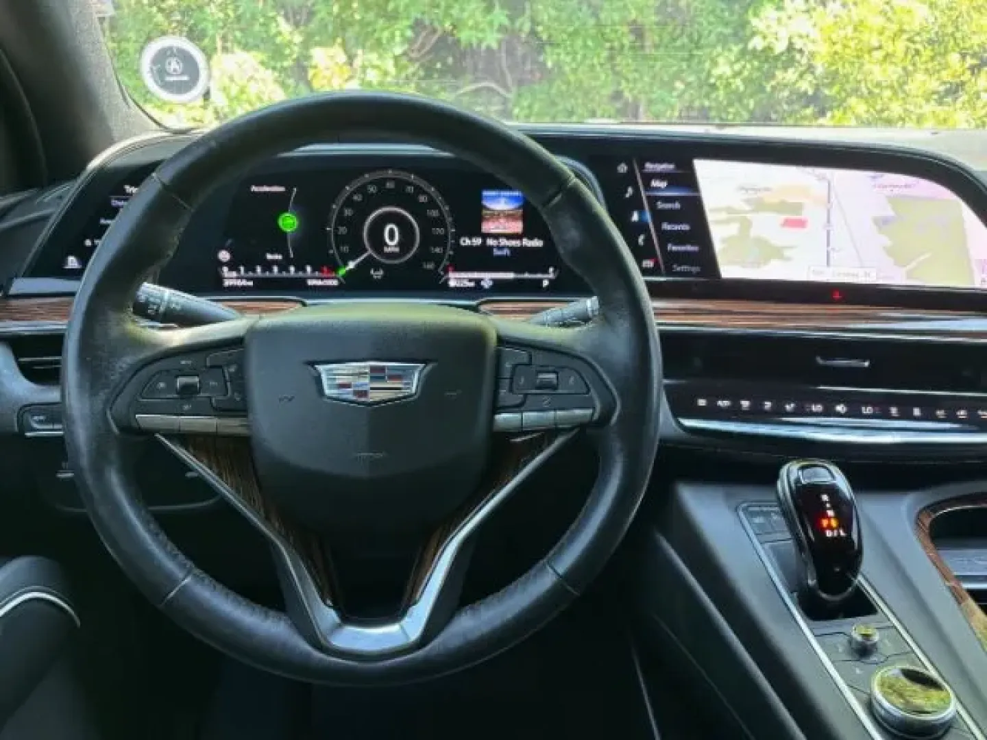 2022 Cadillac Escalade ESV 4WD Premium Luxury (1GYS4KKL7NR) with an Other engine, located at 2761 East Hwy 501, Conway, SC, 29526, (843) 331-1151, 33.781528, -78.989883 - Discover the ultimate blend of luxury, space, and performance with this stunning 2022 Cadillac Escalade ESV, now available at Car City - Conway in Conway, SC. This vehicle is perfect for growing families, weekend adventurers, or anyone who values comfort and top-tier features on daily commutes. With - Photo#7