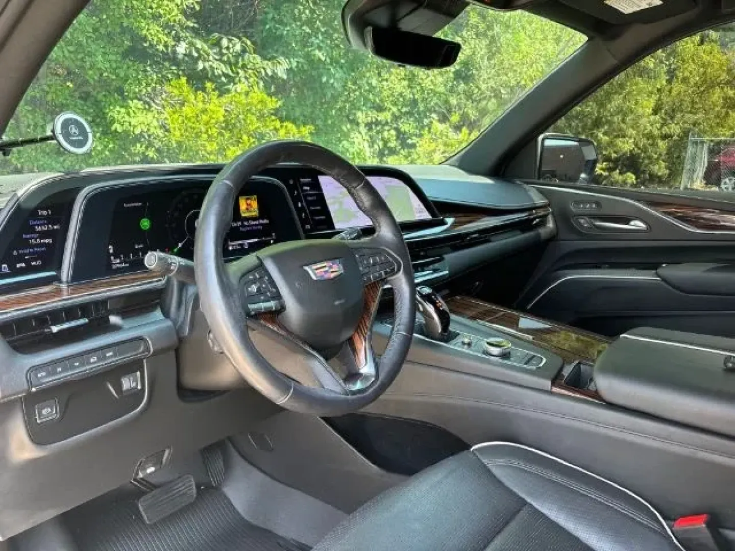 2022 Cadillac Escalade ESV 4WD Premium Luxury (1GYS4KKL7NR) with an Other engine, located at 2761 East Hwy 501, Conway, SC, 29526, (843) 331-1151, 33.781528, -78.989883 - Discover the ultimate blend of luxury, space, and performance with this stunning 2022 Cadillac Escalade ESV, now available at Car City - Conway in Conway, SC. This vehicle is perfect for growing families, weekend adventurers, or anyone who values comfort and top-tier features on daily commutes. With - Photo#12