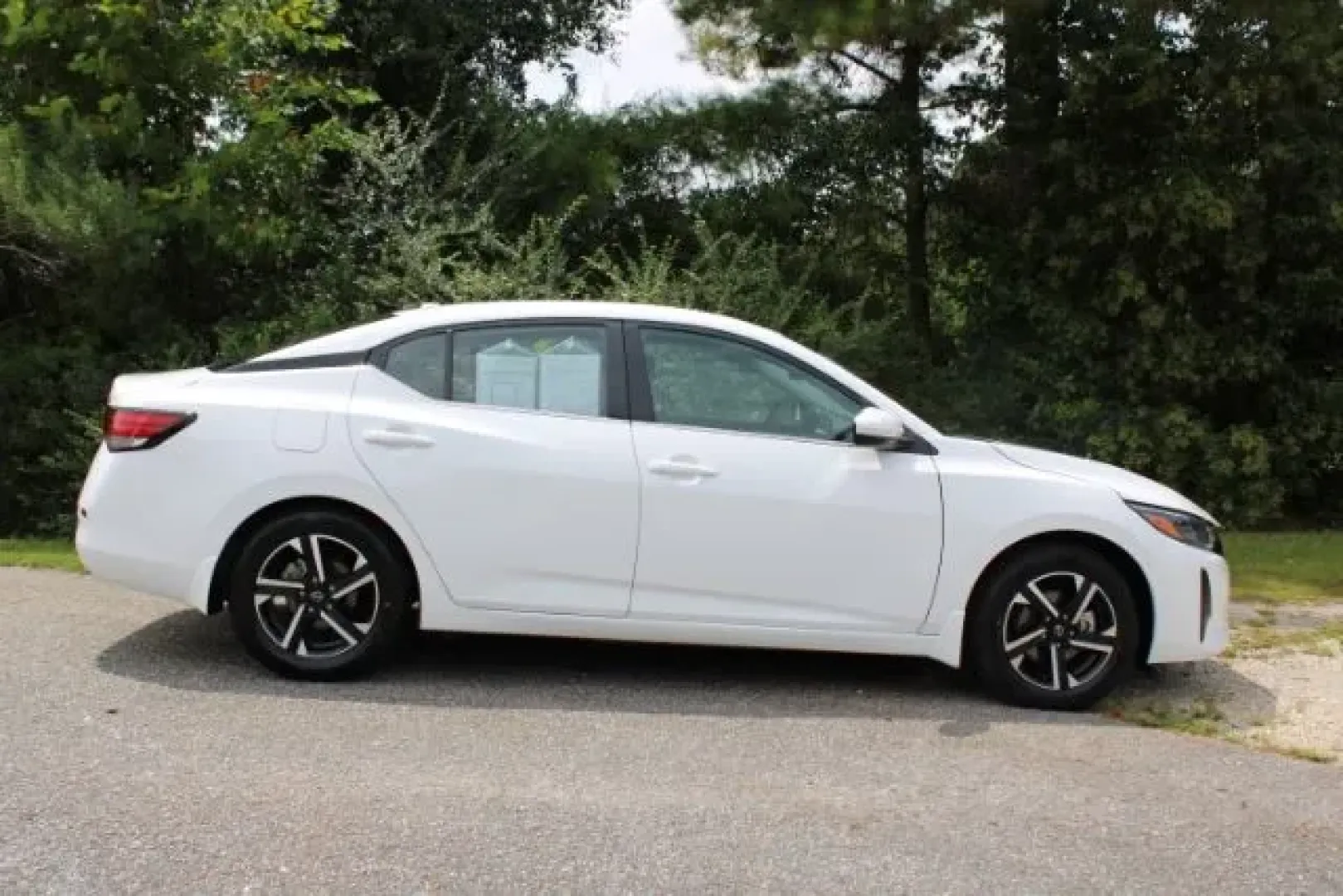 2024 Nissan Sentra SV Xtronic CVT (3N1AB8CV5RY) with an 2L I-4 gasoline direct injection engine, located at 3598 James B White Hwy South, Whiteville, NC, 28472, (910) 642-3196, 34.294846, -78.732613 - Experience the pinnacle of modern driving with this stunning 2024 Nissan Sentra SV, proudly offered by Car City - Whitesville. Perfectly tailored for urban commuters and adventurers alike, this pre-owned sedan provides the ideal blend of comfort, efficiency, and style, making it a top choice among a - Photo#3