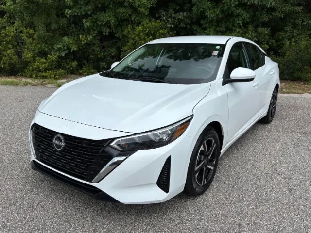 photo of 2024 Nissan Sentra SV Xtronic CVT