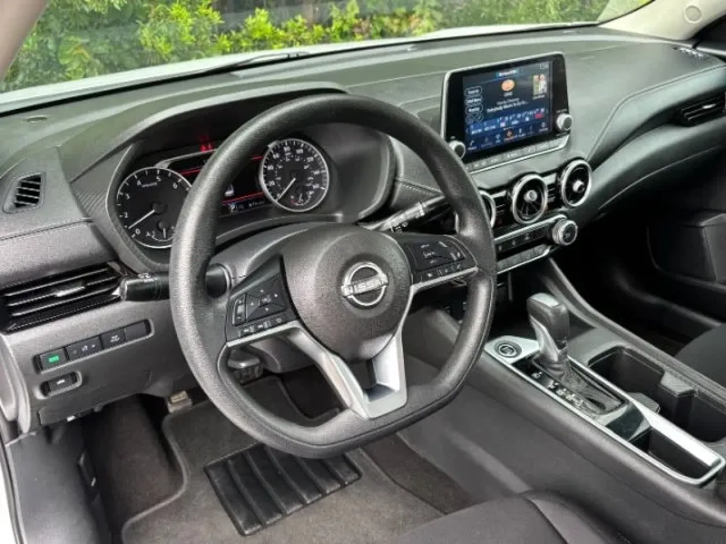 2024 Nissan Sentra SV Xtronic CVT (3N1AB8CV6RY) with an 2L I-4 gasoline direct injection engine, located at 2761 East Hwy 501, Conway, SC, 29526, (843) 331-1151, 33.781528, -78.989883 - **Elevate Your Everyday Commute with This 2024 Nissan Sentra SV!**<br /> <br /> Are you ready to transform your daily drive into a luxurious experience? At Car City - Conway, we have the perfect solution for commuters and families alike with our stunning 2024 Nissan Sentra SV, now available for sale - Photo#9