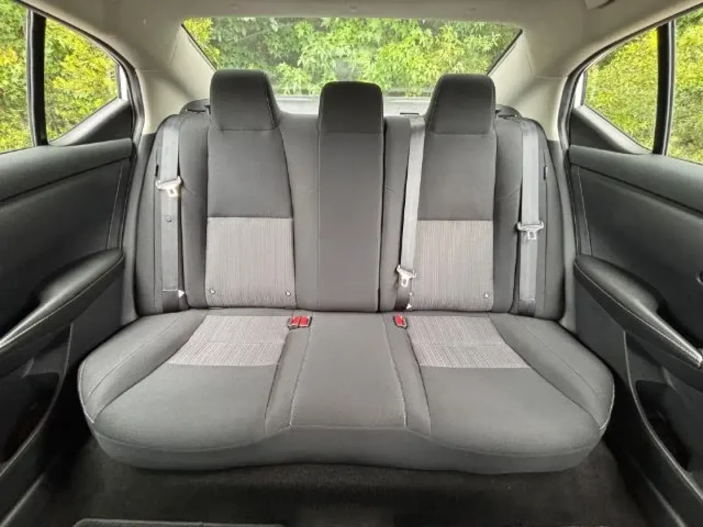2024 Nissan Sentra SV Xtronic CVT (3N1AB8CV6RY) with an 2L I-4 gasoline direct injection engine, located at 2761 East Hwy 501, Conway, SC, 29526, (843) 331-1151, 33.781528, -78.989883 - **Elevate Your Everyday Commute with This 2024 Nissan Sentra SV!**<br /> <br /> Are you ready to transform your daily drive into a luxurious experience? At Car City - Conway, we have the perfect solution for commuters and families alike with our stunning 2024 Nissan Sentra SV, now available for sale - Photo#12