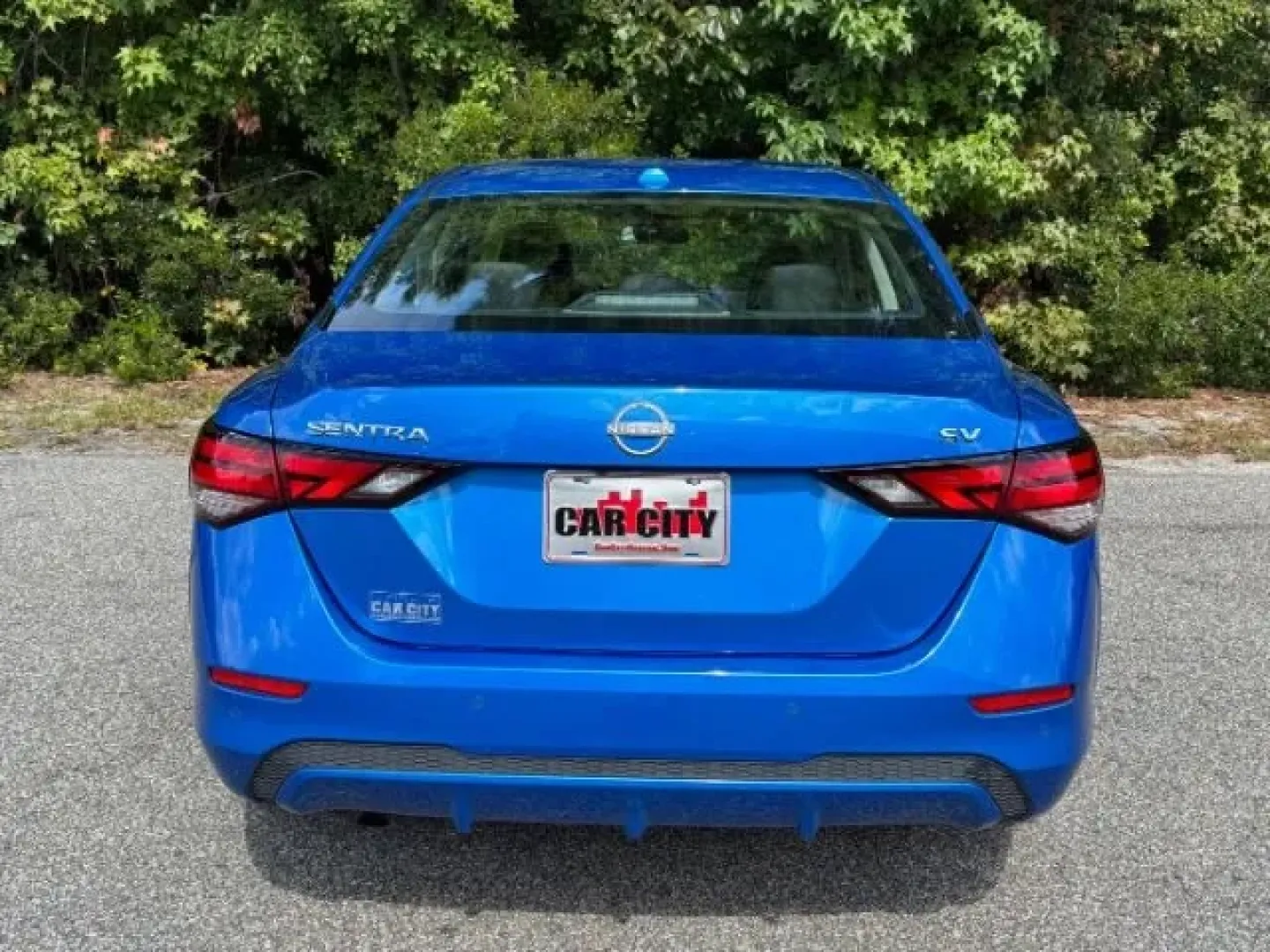 2024 /Charcoal Nissan Sentra SV Xtronic CVT (3N1AB8CVXRY) with an 2L I-4 gasoline direct injection engine, located at 2761 East Hwy 501, Conway, SC, 29526, (843) 331-1151, 33.781528, -78.989883 - **Discover Your Next Adventure with the 2024 Nissan Sentra SV at Car City - Conway!**<br /> <br /> Are you looking for the perfect vehicle that combines style, comfort, and reliability? Whether you're commuting to work, running errands, or planning a weekend getaway, the 2024 Nissan Sentra SV is ide - Photo#5