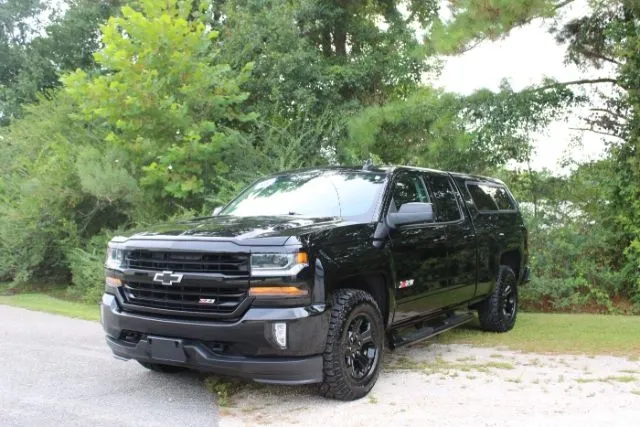 photo of 2018 Chevrolet Silverado 1500 2LT Z71