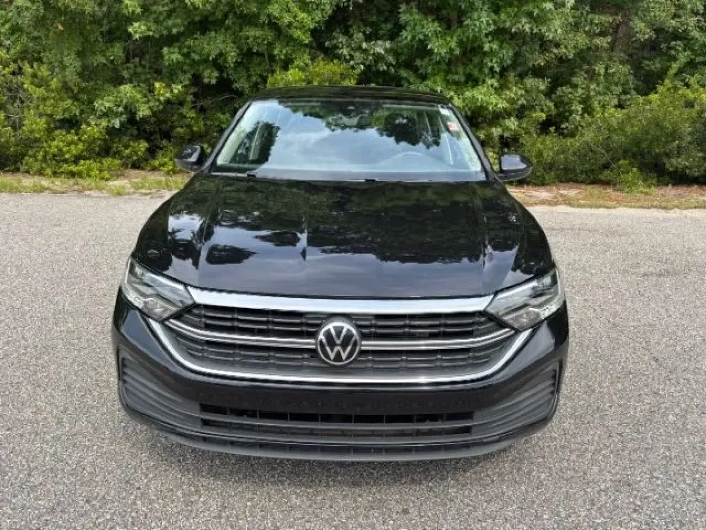 2024 /Titan Black Volkswagen Jetta 1.5T SE (3VW7M7BU6RM) with an 1.5L I-4 gasoline direct injection engine, located at 2761 East Hwy 501, Conway, SC, 29526, (843) 331-1151, 33.781528, -78.989883 - **Embrace a New Lifestyle with the 2024 Volkswagen Jetta SE at Car City - Conway!**<br /> <br /> Are you in search of a reliable sedan that perfectly balances style, comfort, and performance for your daily adventures? Look no further than our stunning 2024 Volkswagen Jetta SE, available now at Car C - Photo#4