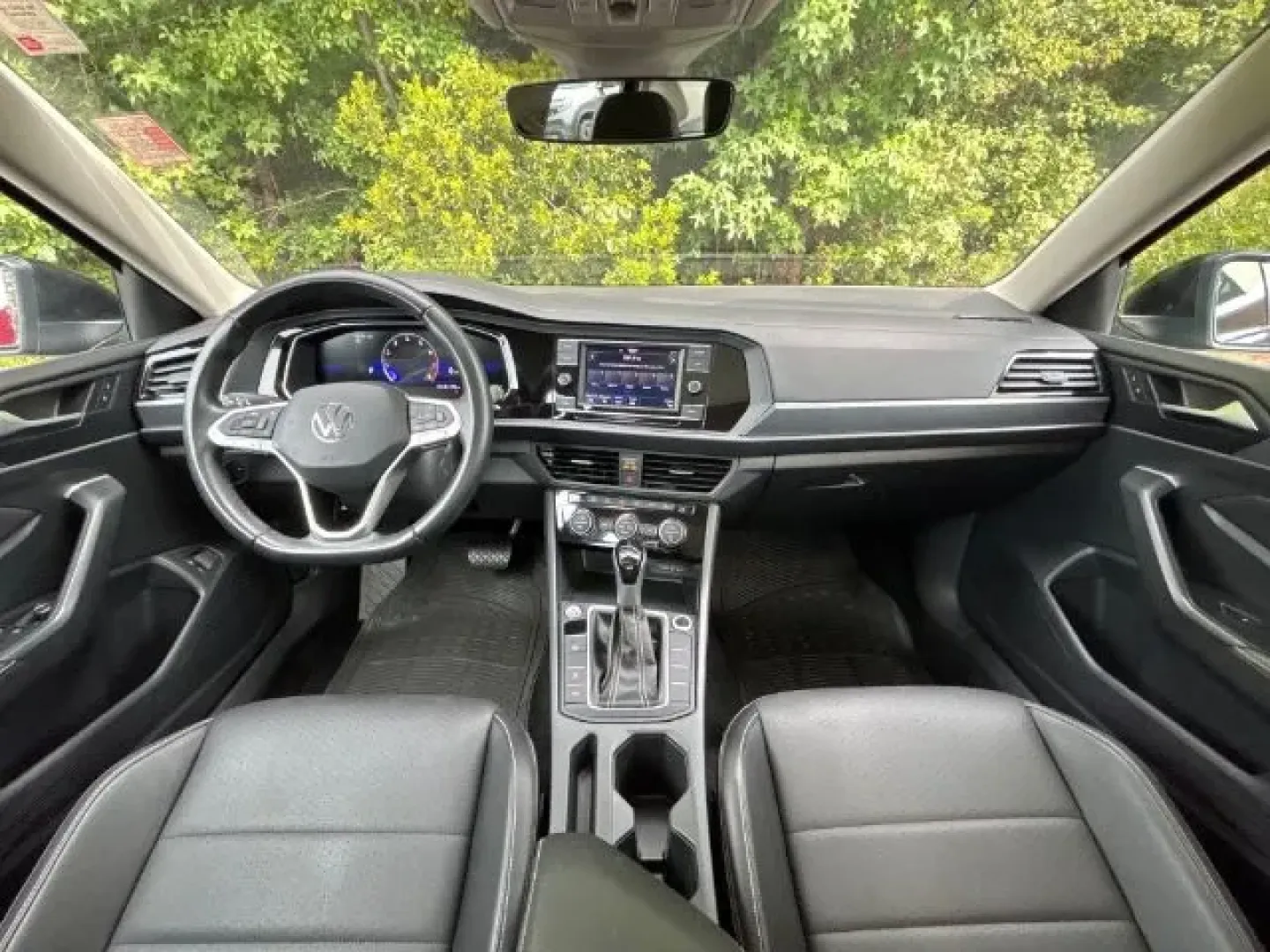 2024 /Titan Black Volkswagen Jetta 1.5T SE (3VW7M7BU6RM) with an 1.5L I-4 gasoline direct injection engine, located at 2761 East Hwy 501, Conway, SC, 29526, (843) 331-1151, 33.781528, -78.989883 - **Embrace a New Lifestyle with the 2024 Volkswagen Jetta SE at Car City - Conway!**<br /> <br /> Are you in search of a reliable sedan that perfectly balances style, comfort, and performance for your daily adventures? Look no further than our stunning 2024 Volkswagen Jetta SE, available now at Car C - Photo#10