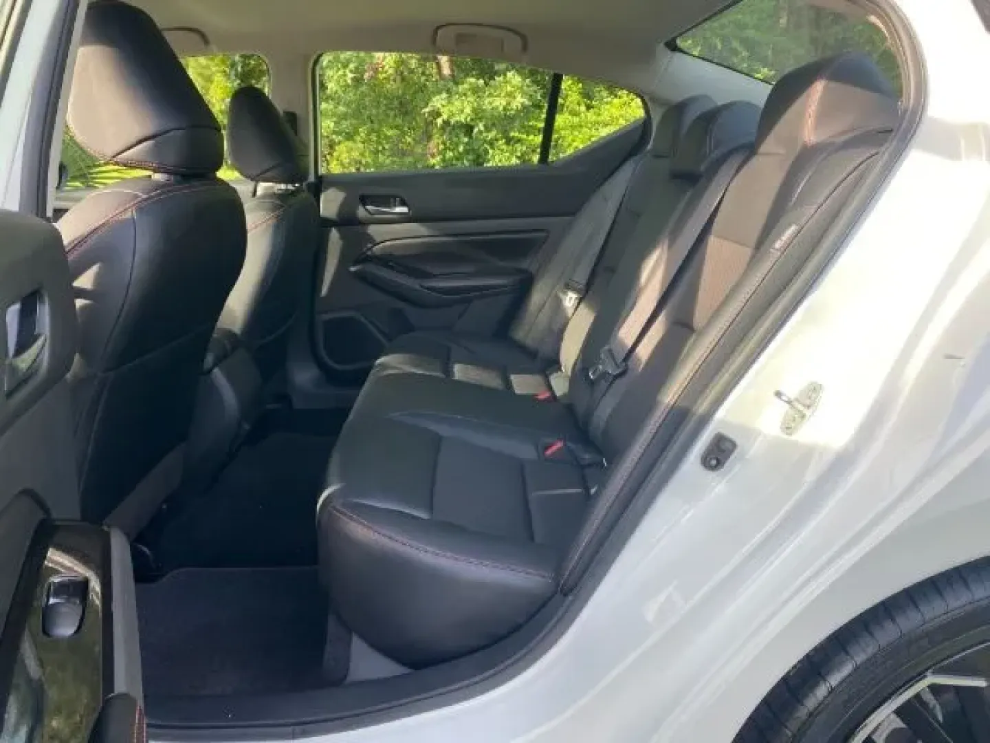 2024 /Sport Nissan Altima SR FWD (1N4BL4CV0RN) with an 2.5L I-4 gasoline direct injection engine, located at 2761 East Hwy 501, Conway, SC, 29526, (843) 331-1151, 33.781528, -78.989883 - **Elevate Your Commute with the 2024 Nissan Altima SR Perfect for Every Journey!**<br /> <br /> Are you in the market for a sedan that effortlessly combines style, comfort, and cutting-edge technology? Look no further than the **2024 Nissan Altima SR**, available now at **Car City - Calabash**, you - Photo#7