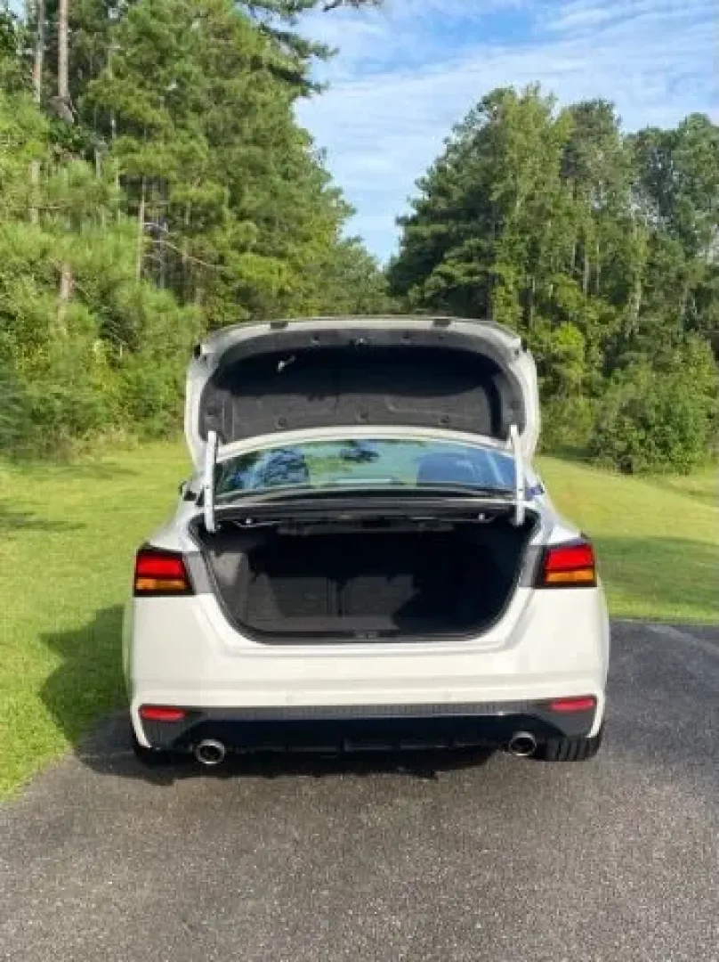 2024 /Sport Nissan Altima SR FWD (1N4BL4CV0RN) with an 2.5L I-4 gasoline direct injection engine, located at 2761 East Hwy 501, Conway, SC, 29526, (843) 331-1151, 33.781528, -78.989883 - **Elevate Your Commute with the 2024 Nissan Altima SR Perfect for Every Journey!**<br /> <br /> Are you in the market for a sedan that effortlessly combines style, comfort, and cutting-edge technology? Look no further than the **2024 Nissan Altima SR**, available now at **Car City - Calabash**, you - Photo#8