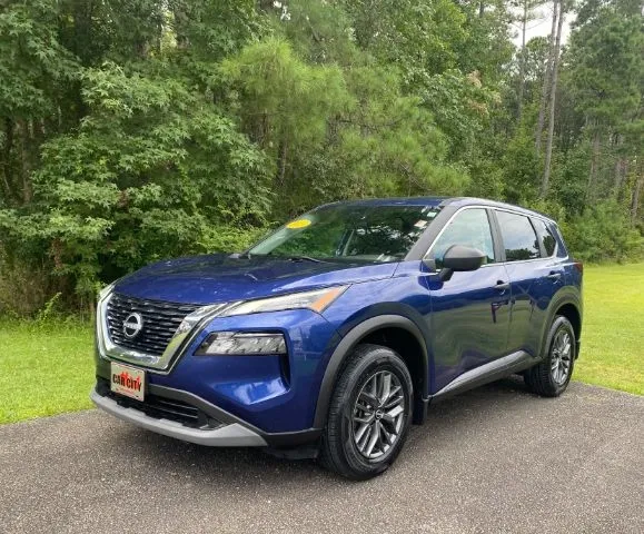 photo of 2023 Nissan Rogue S FWD