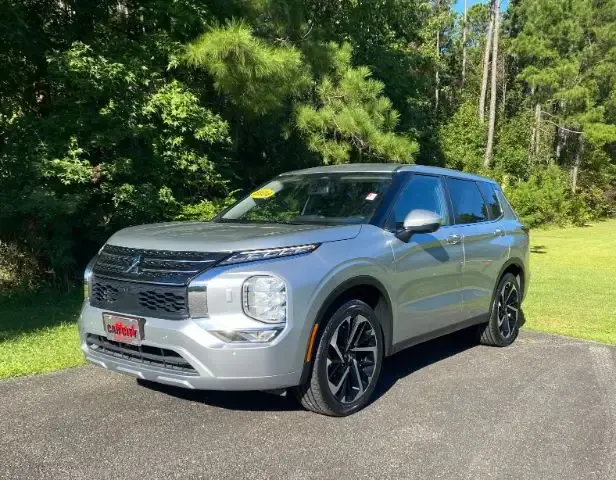 2024 Mitsubishi Outlander SE 2.5 S-AWC | SE Black Edition S-AWC | SE Ralliart S-AWC | SE Black Editio