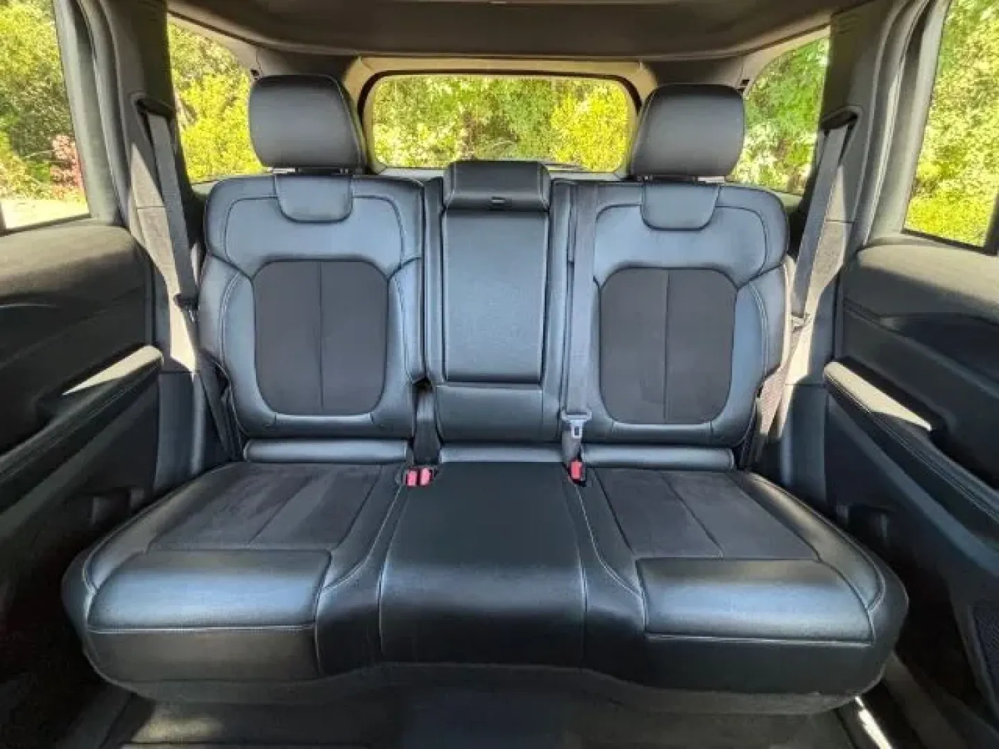 2023 /Global Black Jeep Grand Cherokee Altitude 4x2 (1C4RJGAG0PC) with an Pentastar 3.6L V-6 DOHC engine, located at 2761 East Hwy 501, Conway, SC, 29526, (843) 331-1151, 33.781528, -78.989883 - **Embark on Your Next Adventure with the 2023 Jeep Grand Cherokee at Car City - Conway!**<br /> <br /> Are you ready to elevate your family outings or weekend getaways? The 2023 Jeep Grand Cherokee Altitude 4x2 is designed for those who crave both adventure and comfort, making it the perfect compani - Photo#12