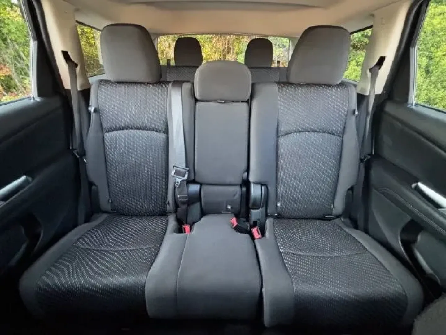 2018 Dodge Journey SE (3C4PDCAB3JT) with an 2.4L L4 DOHC 16V engine, 4-Speed Automatic transmission, located at 2761 East Hwy 501, Conway, SC, 29526, (843) 331-1151, 33.781528, -78.989883 - **Discover Your Next Adventure with the 2018 Dodge Journey SE at Car City - Conway!**<br /> <br /> Are you ready to elevate your family outings or weekend getaways? The 2018 Dodge Journey SE is the ideal companion for those who crave exploration while keeping comfort and safety front and center. Per - Photo#13