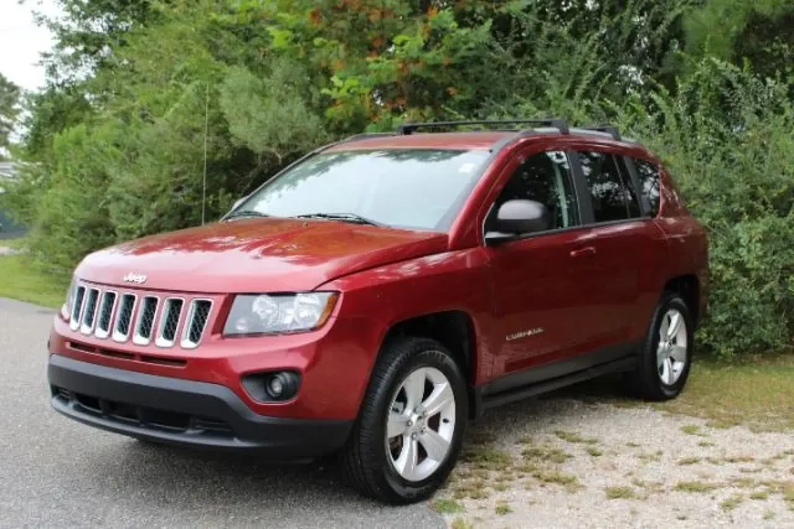 2016 /Dark Slate Gray, pre Jeep Compass Sport 4WD (1C4NJDBB5GD) with an 2.4L L4 DOHC 16V engine, located at 3598 James B White Hwy South, Whiteville, NC, 28472, (910) 642-3196, 34.294846, -78.732613 - **Experience Adventure with This 2016 Jeep Compass Sport 4WD at Car City - Conway!**<br /> <br /> Are you a weekend warrior searching for the perfect SUV to accompany you on your outdoor adventures? Look no further than this exceptional 2016 Jeep Compass Sport 4WD available at Car City - Conway. Thi - Photo#0