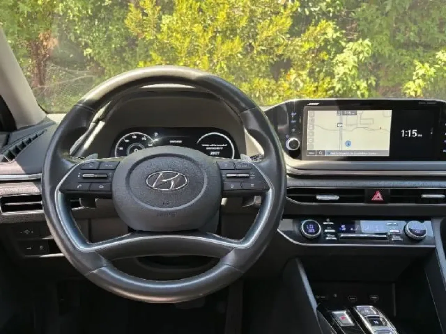 2021 /Dark Gray Hyundai Sonata Limited (5NPEH4J21MH) with an 1.6L L4 DOHC 16V TURBO engine, 8-Speed Automatic transmission, located at 2761 East Hwy 501, Conway, SC, 29526, (843) 331-1151, 33.781528, -78.989883 - **Discover Adventure and Comfort with the 2021 Hyundai Sonata Limited at Car City - Conway!**<br /> <br /> Are you in search of a versatile vehicle that seamlessly adapts to your lifestyle? Look no further than this stunning 2021 Hyundai Sonata Limited, perfect for commuting on busy highways, weeken - Photo#8