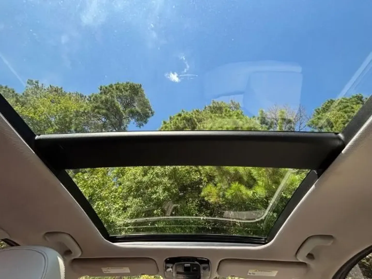 2021 /Dark Gray Hyundai Sonata Limited (5NPEH4J21MH) with an 1.6L L4 DOHC 16V TURBO engine, 8-Speed Automatic transmission, located at 2761 East Hwy 501, Conway, SC, 29526, (843) 331-1151, 33.781528, -78.989883 - **Discover Adventure and Comfort with the 2021 Hyundai Sonata Limited at Car City - Conway!**<br /> <br /> Are you in search of a versatile vehicle that seamlessly adapts to your lifestyle? Look no further than this stunning 2021 Hyundai Sonata Limited, perfect for commuting on busy highways, weeken - Photo#10