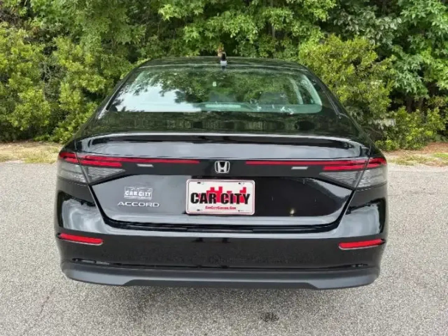 2023 /Black Honda Accord EX (1HGCY1F38PA) with an 1.5L I-4 gasoline direct injection engine, CVT transmission, located at 9146 Ocean Hwy West, Calabash, NC, 28467, (910) 579-1110, 33.928635, -78.576157 - ### Embrace Everyday Luxury with the 2023 Honda Accord EX at Car City - Conway!<br /> <br /> Are you in the market for a vehicle that seamlessly balances style, comfort, and performance? Look no further than this remarkable 2023 Honda Accord EX-a sedan that is perfect for those daily commutes to wor - Photo#5