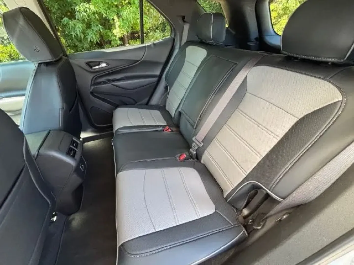 2022 /Jet Black Chevrolet Equinox AWD LT (3GNAXUEV8NL) with an 1.5L I-4 gasoline direct injection engine, located at 2761 East Hwy 501, Conway, SC, 29526, (843) 331-1151, 33.781528, -78.989883 - Are you searching for the perfect blend of comfort, style, and practicality? Look no further! The 2022 Chevrolet Equinox AWD LT is the ideal vehicle for those who crave adventure without sacrificing daily convenience. Whether you're commuting to work in Myrtle Beach, taking family trips to the Carol - Photo#11
