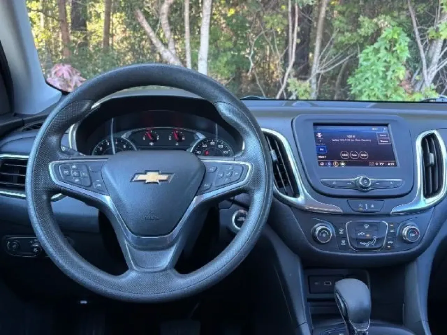 2022 /Jet Black Chevrolet Equinox AWD LT (3GNAXUEV8NL) with an 1.5L I-4 gasoline di engine, located at 2761 East Hwy 501, Conway, SC, 29526, (843) 331-1151, 33.781528, -78.989883 - Are you searching for the perfect blend of comfort, style, and practicality? Look no further! The 2022 Chevrolet Equinox AWD LT is the ideal vehicle for those who crave adventure without sacrificing daily convenience. Whether you're commuting to work in Myrtle Beach, taking family trips to the Carol - Photo#7