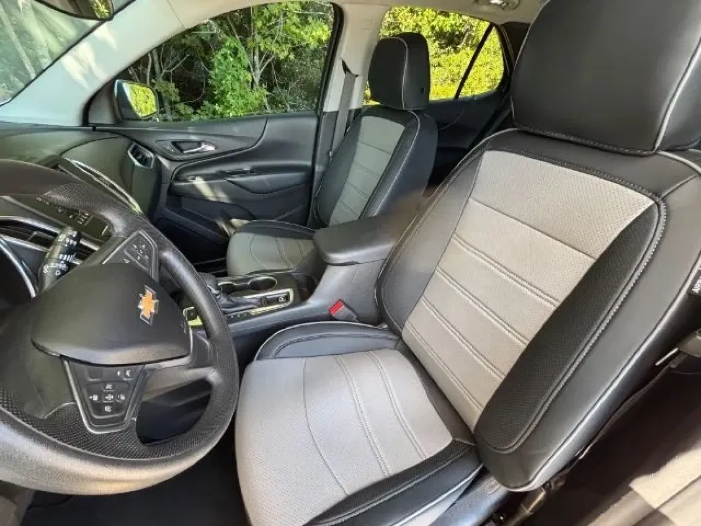 2022 /Jet Black Chevrolet Equinox AWD LT (3GNAXUEV8NL) with an 1.5L I-4 gasoline di engine, located at 2761 East Hwy 501, Conway, SC, 29526, (843) 331-1151, 33.781528, -78.989883 - Are you searching for the perfect blend of comfort, style, and practicality? Look no further! The 2022 Chevrolet Equinox AWD LT is the ideal vehicle for those who crave adventure without sacrificing daily convenience. Whether you're commuting to work in Myrtle Beach, taking family trips to the Carol - Photo#10