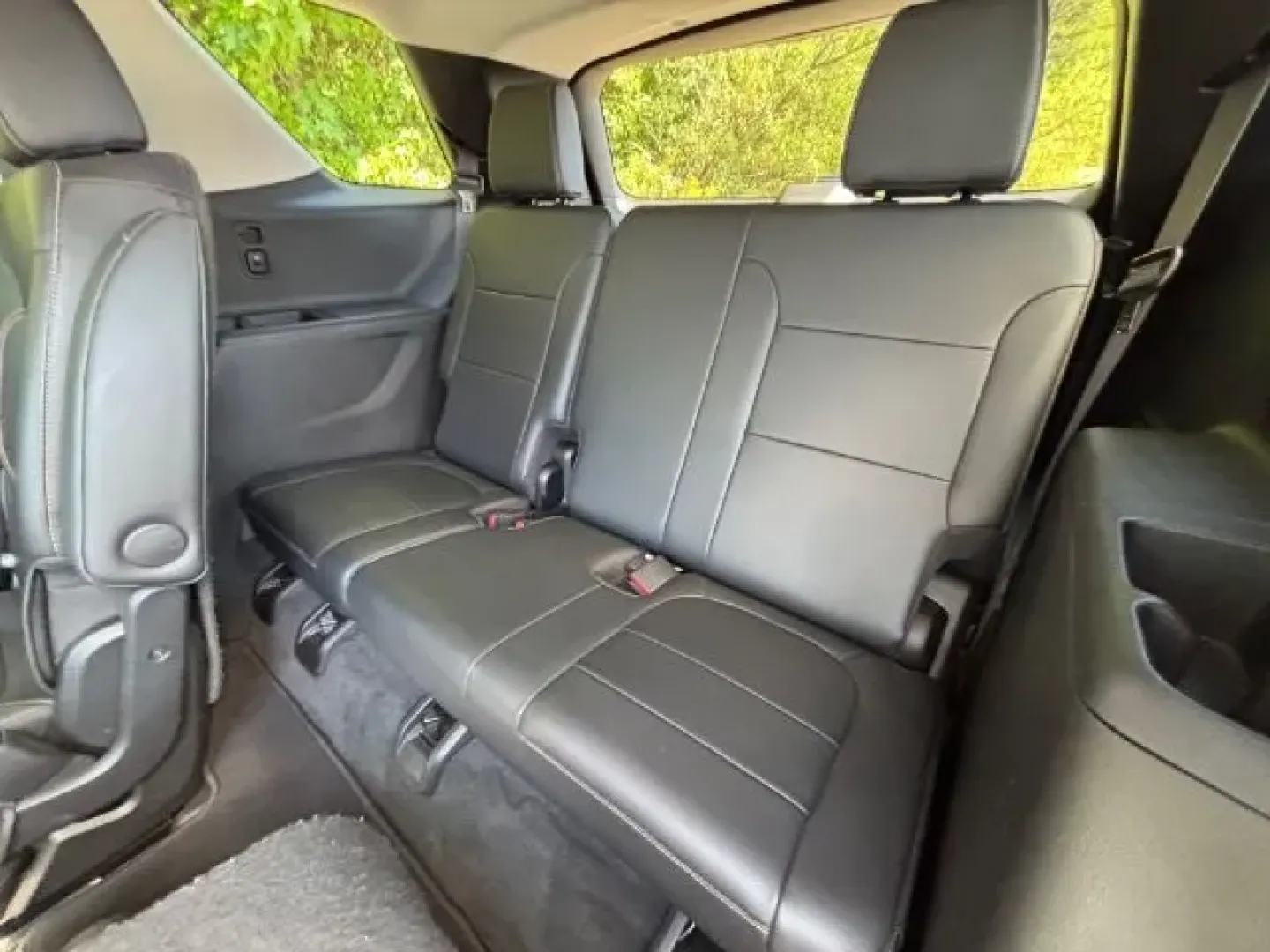 2019 /Jet Black Chevrolet Traverse Premier (1GNERKKW6KJ) with an 3.6L V-6 gasoline direct injection engine, located at 3598 James B White Hwy South, Whiteville, NC, 28472, (910) 642-3196, 34.294846, -78.732613 - **Discover Your Adventure with the 2019 Chevrolet Traverse Premier at Car City - Conway!**<br /> <br /> Are you searching for a versatile, family-friendly SUV that can effortlessly accommodate your lifestyle? Look no further than the 2019 Chevrolet Traverse Premier, now available at Car City - Conwa - Photo#13