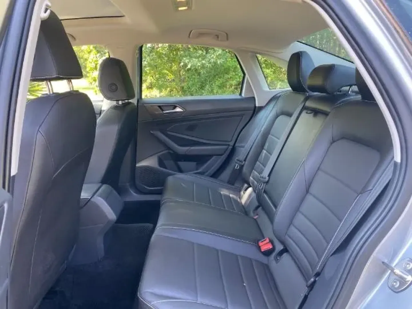 2024 /Titan Black Volkswagen Jetta 1.5T SE (3VW7M7BU5RM) with an 1.5L I-4 gasoline direct injection engine, located at 9146 Ocean Hwy West, Calabash, NC, 28467, (910) 579-1110, 33.928635, -78.576157 - **Discover Your Next Adventure with the 2024 Volkswagen Jetta at Car City Calabash!**<br /> <br /> Are you ready to elevate your daily commute or family outings with a perfect blend of style, comfort, and reliability? Look no further than the stunning 2024 Volkswagen Jetta, now available at Car Cit - Photo#5