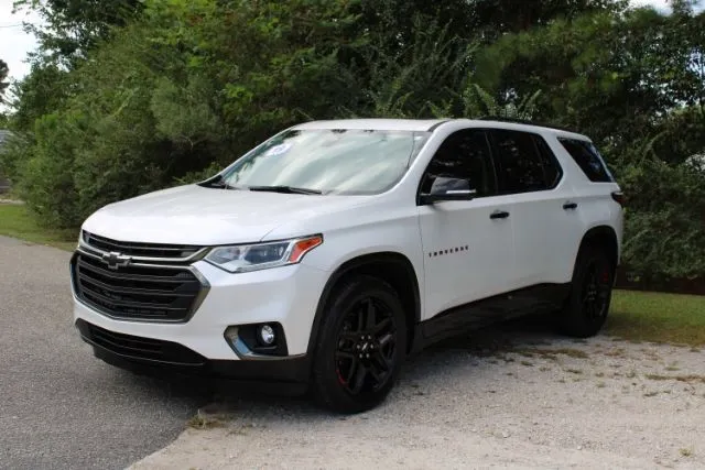 photo of 2019 Chevrolet Traverse Premier