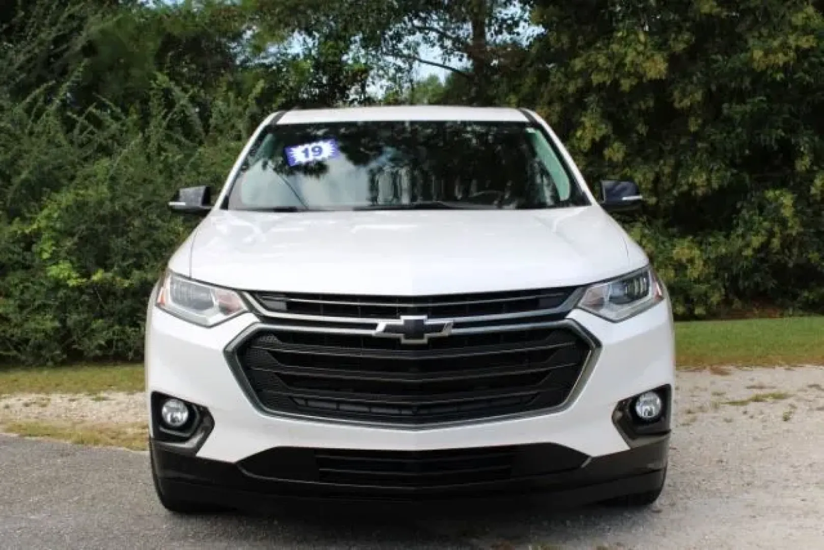 2019 Chevrolet Traverse Premier (1GNERKKW7KJ) with an 3.6L V-6 gasoline direct injection engine, located at 3598 James B White Hwy South, Whiteville, NC, 28472, (910) 642-3196, 34.294846, -78.732613 - **Adventure Awaits with This 2019 Chevrolet Traverse Premier: Your Family's Next Road Trip Companion!**<br /> <br /> If you're looking for a versatile vehicle that combines comfort, space, and performance for your next family adventure or daily commute, look no further than this stunning 2019 Chevro - Photo#1