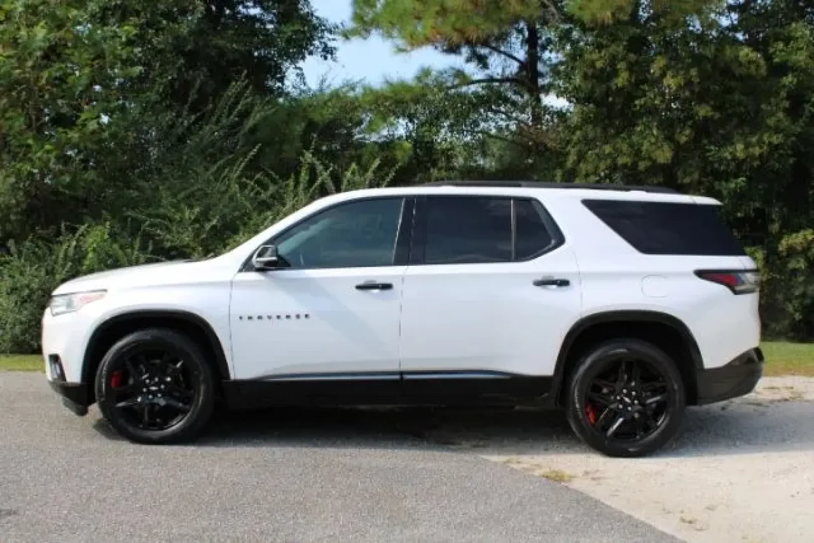2019 Chevrolet Traverse Premier (1GNERKKW7KJ) with an 3.6L V-6 gasoline direct injection engine, located at 3598 James B White Hwy South, Whiteville, NC, 28472, (910) 642-3196, 34.294846, -78.732613 - **Adventure Awaits with This 2019 Chevrolet Traverse Premier: Your Family's Next Road Trip Companion!**<br /> <br /> If you're looking for a versatile vehicle that combines comfort, space, and performance for your next family adventure or daily commute, look no further than this stunning 2019 Chevro - Photo#4