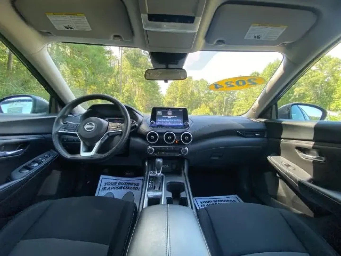 2024 Nissan Sentra SV Xtronic CVT (3N1AB8CV0RY) with an 2L I-4 gasoline direct injection engine, located at 9146 Ocean Hwy West, Calabash, NC, 28467, (910) 579-1110, 33.928635, -78.576157 - **Discover Your Next Adventure with the 2024 Nissan Sentra at Car City - Calabash!**<br /> <br /> Are you searching for a stylish yet practical sedan that can seamlessly fit into your lifestyle? The 2024 Nissan Sentra is a fantastic choice for daily commuters, weekend explorers, and small families a - Photo#3
