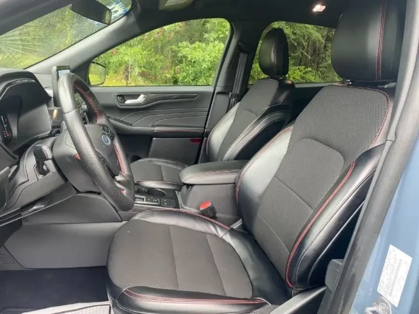 2024 Ford Escape ST-Line (1FMCU9MN8RU) with an EcoBoost 1.5L I-3 port/direct injection engine, located at 9146 Ocean Hwy West, Calabash, NC, 28467, (910) 579-1110, 33.928635, -78.576157 - **Discover Your Next Adventure with the 2024 Ford Escape ST-Line at Car City - Whitesville!**<br /> <br /> Are you ready to elevate your driving experience? The 2024 Ford Escape ST-Line is not just a vehicle; it's your ultimate partner for weekend getaways, family vacations, and everyday commutes. W - Photo#4