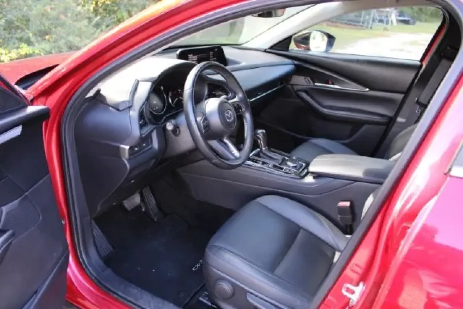 2024 Mazda CX-30 2.5 S Select Sport (3MVDMBBM9RM) with an SKYACTIV-G 2.5L I-4 gasoline direct injection engine, located at 3598 James B White Hwy South, Whiteville, NC, 28472, (910) 642-3196, 34.294846, -78.732613 - **Adventure Awaits in the 2024 Mazda CX-30 Perfect for Every Journey!**<br /> <br /> Are you in the market for a vehicle that can effortlessly transition from daily commuting to weekend adventures? Look no further than this stunning 2024 Mazda CX-30, now available at Car City - Whitesville, located - Photo#7