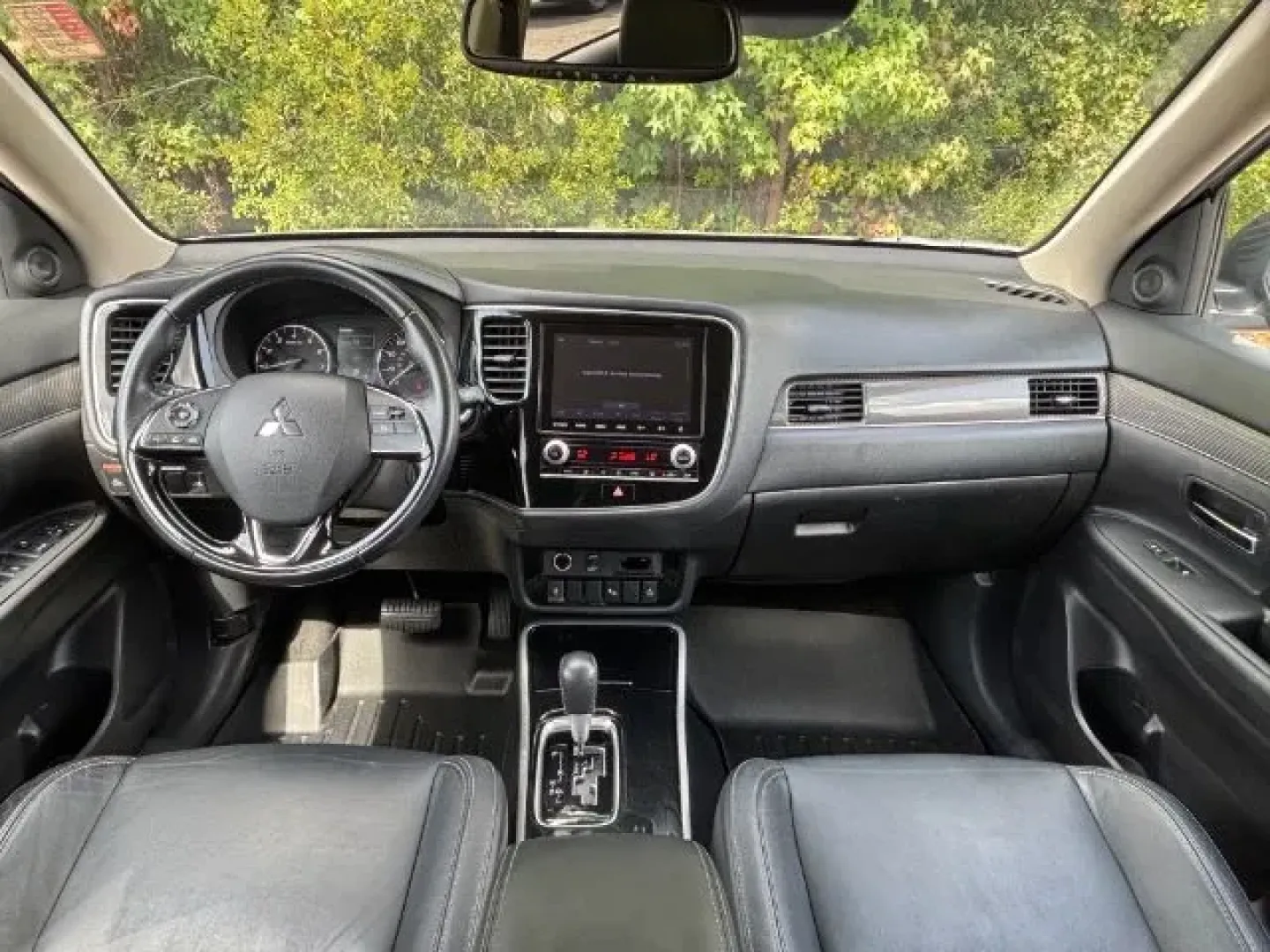 2020 /Black Mitsubishi Outlander SEL 2.4 S-AWC (JA4AZ3A38LZ) with an 2.4L I-4 MIVEC variable valve control engine, located at 2761 East Hwy 501, Conway, SC, 29526, (843) 331-1151, 33.781528, -78.989883 - **Explore Adventure with the 2020 Mitsubishi Outlander at Car City - Conway!**<br /> <br /> Are you and your family ready for your next great adventure? Look no further than this stunning 2020 Mitsubishi Outlander SEL 2.4 S-AWC, available now at Car City - Conway, your trusted pre-owned dealership l - Photo#8