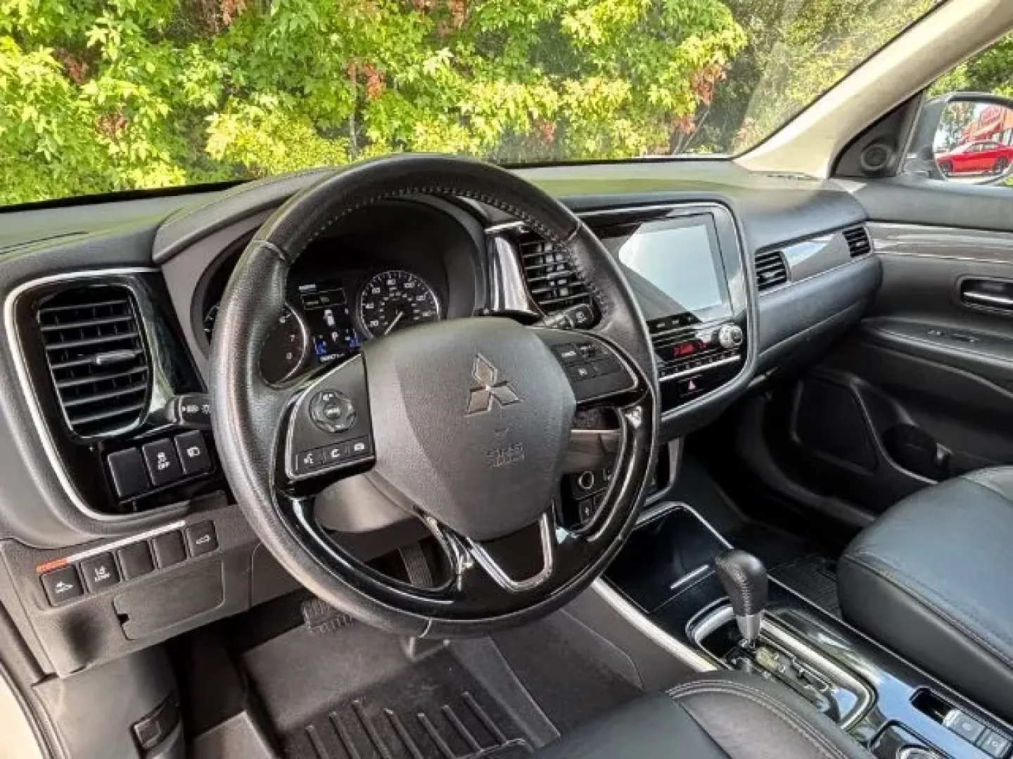 2020 /Black Mitsubishi Outlander SEL 2.4 S-AWC (JA4AZ3A38LZ) with an 2.4L I-4 MIVEC variable valve control engine, located at 2761 East Hwy 501, Conway, SC, 29526, (843) 331-1151, 33.781528, -78.989883 - **Explore Adventure with the 2020 Mitsubishi Outlander at Car City - Conway!**<br /> <br /> Are you and your family ready for your next great adventure? Look no further than this stunning 2020 Mitsubishi Outlander SEL 2.4 S-AWC, available now at Car City - Conway, your trusted pre-owned dealership l - Photo#9