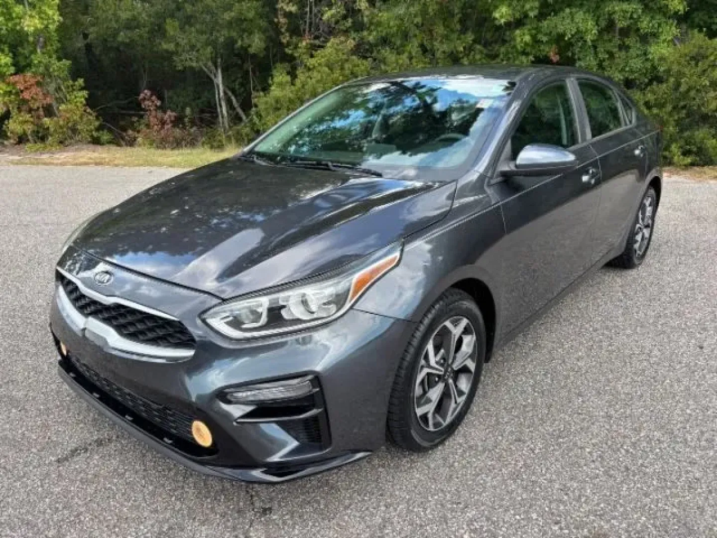 2020 /Black Kia Forte LXS (3KPF24ADXLE) with an 2L I-4 DOHC engine, located at 2761 East Hwy 501, Conway, SC, 29526, (843) 331-1151, 33.781528, -78.989883 - Are you on the lookout for a reliable, stylish, and efficient vehicle that complements your busy lifestyle? Look no further than this 2020 Kia Forte LXS, available now at Car City - Conway! This pre-owned sedan is the perfect choice for anyone seeking quality used vehicles that offer both comfort an - Photo#0
