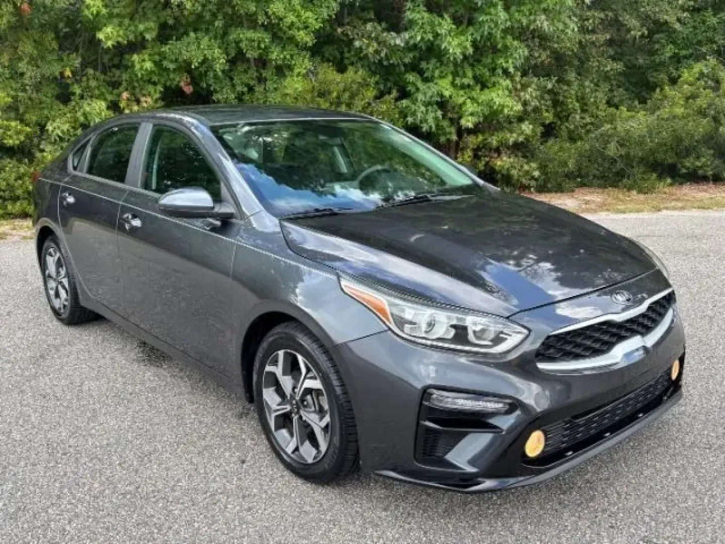 2020 /Black Kia Forte LXS (3KPF24ADXLE) with an 2L I-4 DOHC engine, located at 2761 East Hwy 501, Conway, SC, 29526, (843) 331-1151, 33.781528, -78.989883 - Are you on the lookout for a reliable, stylish, and efficient vehicle that complements your busy lifestyle? Look no further than this 2020 Kia Forte LXS, available now at Car City - Conway! This pre-owned sedan is the perfect choice for anyone seeking quality used vehicles that offer both comfort an - Photo#1
