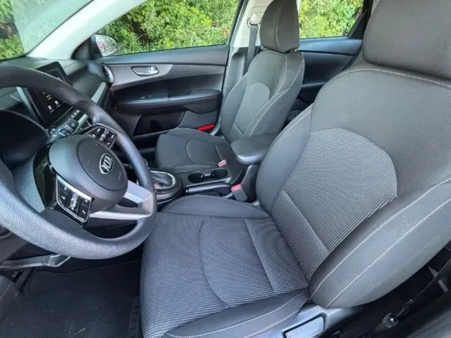 2020 /Black Kia Forte LXS (3KPF24ADXLE) with an 2L I-4 DOHC engine, located at 2761 East Hwy 501, Conway, SC, 29526, (843) 331-1151, 33.781528, -78.989883 - Are you on the lookout for a reliable, stylish, and efficient vehicle that complements your busy lifestyle? Look no further than this 2020 Kia Forte LXS, available now at Car City - Conway! This pre-owned sedan is the perfect choice for anyone seeking quality used vehicles that offer both comfort an - Photo#10