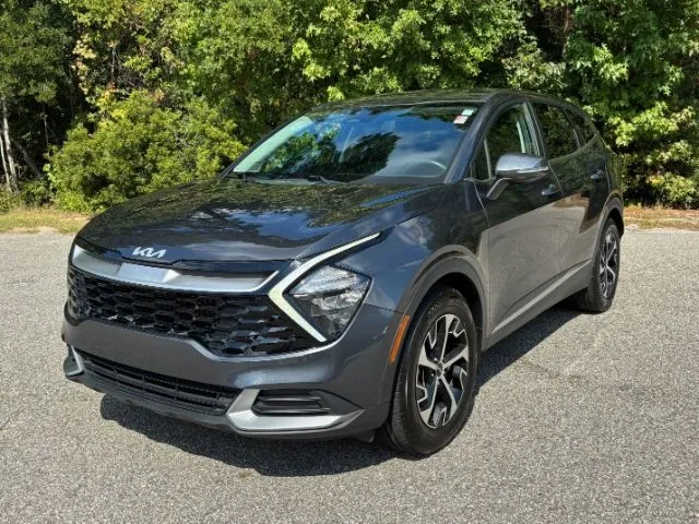 photo of 2023 Kia Sportage EX